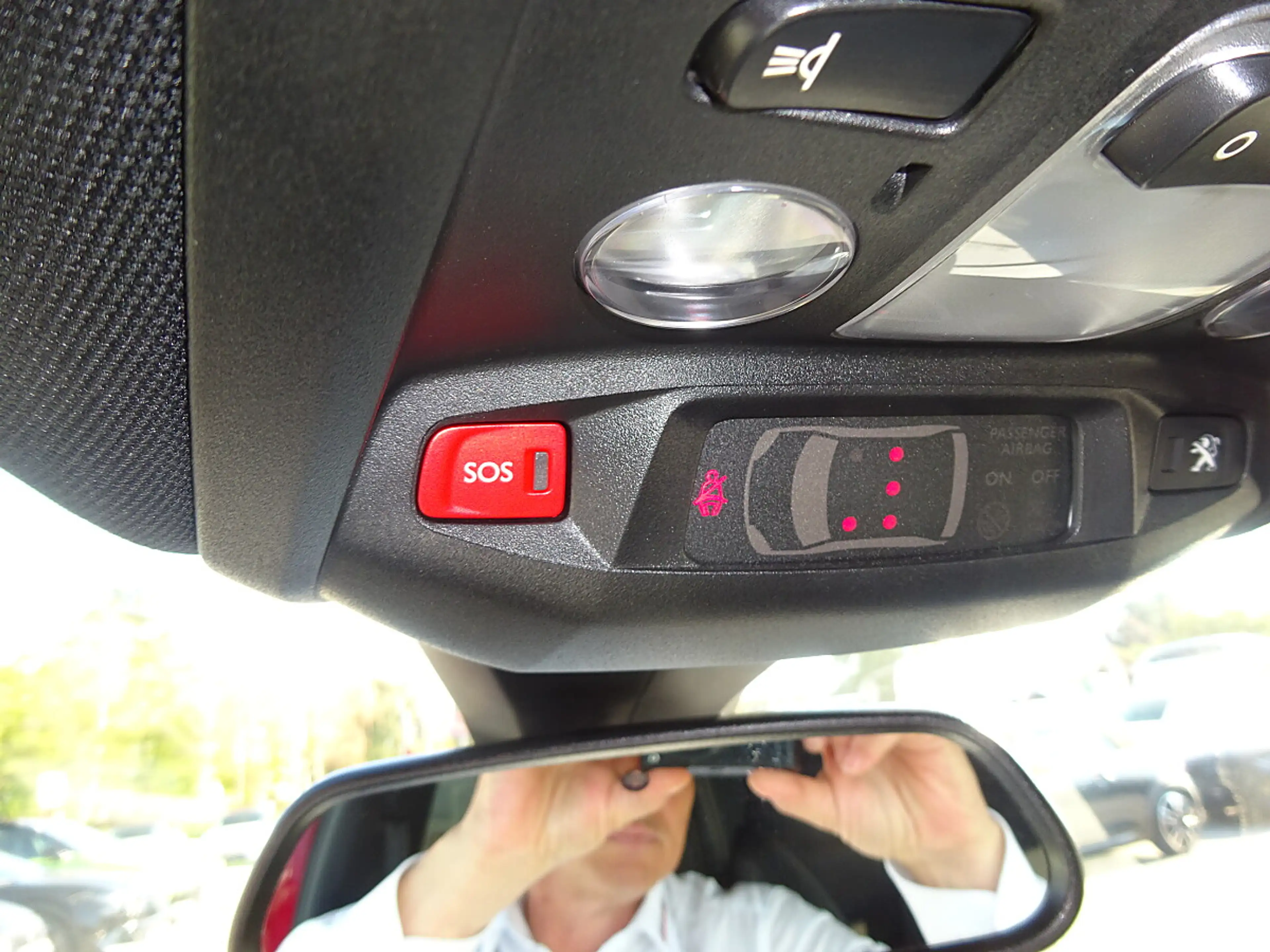 Peugeot 3008 1,2 PureTech 130 S&S EAT8 GT Line — photo 11