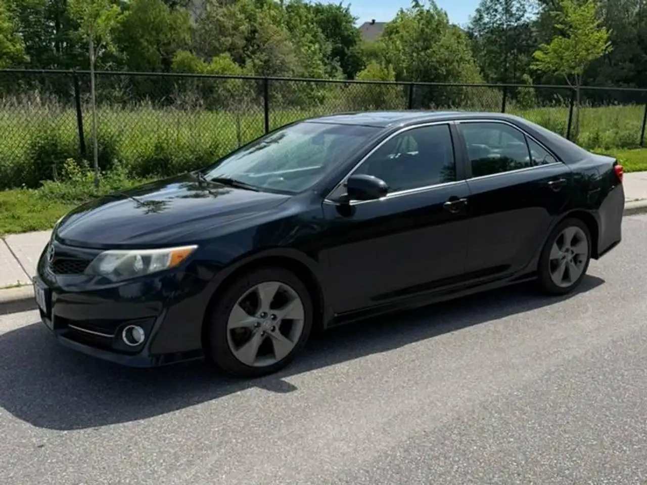 Toyota Camry снимка Toyota Camry