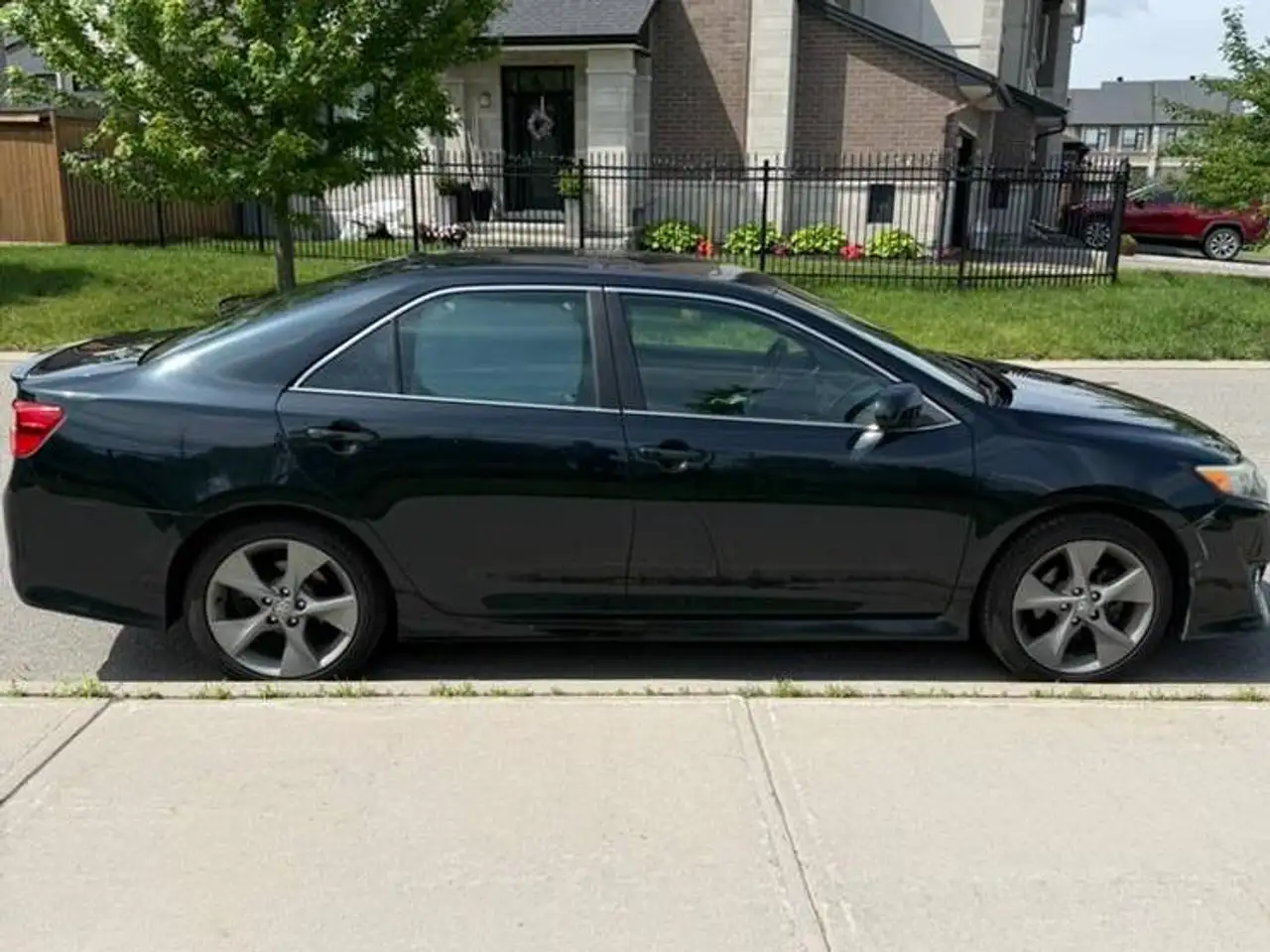 Toyota Camry снимка Toyota Camry