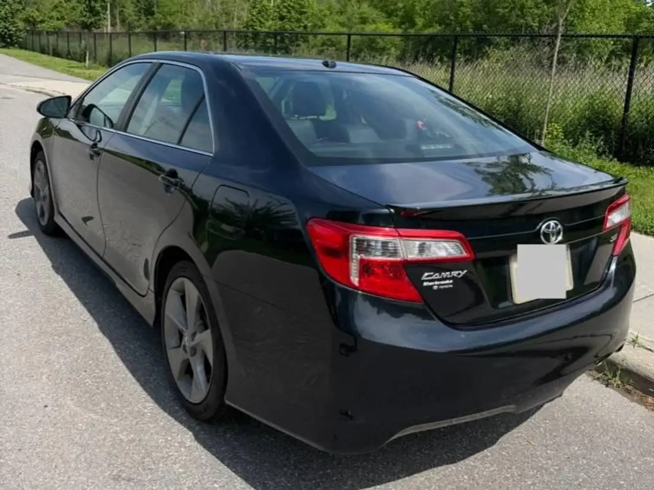 Toyota Camry снимка Toyota Camry