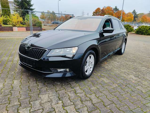 Imagine Skoda Superb Ambition-Klima-Shz-Navi-el. Heckklappe-Memorysz