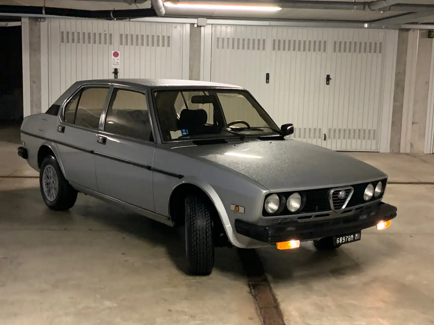 Alfa Romeo Alfetta 2000Li America Plateado - 2