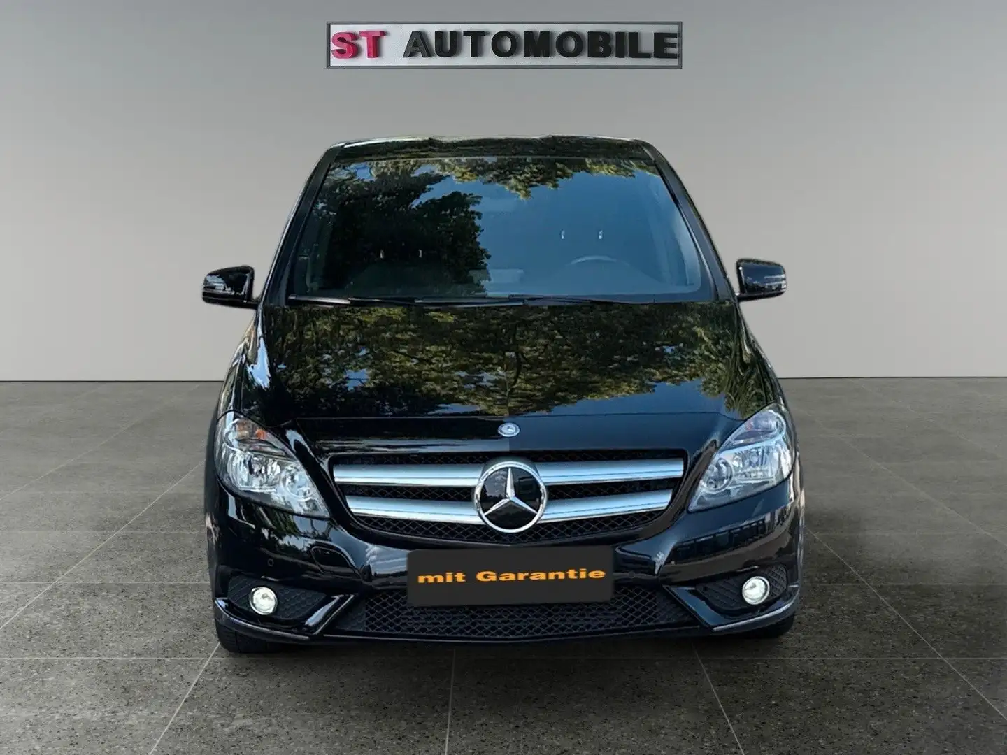 Mercedes-Benz B 180 B -Klasse 1.6-Navi-PDC-Leder Negro - 2
