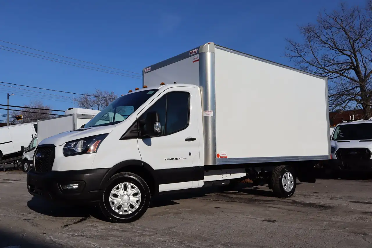 Ford Transit Cargo Van снимка Ford Transit Cargo Van
