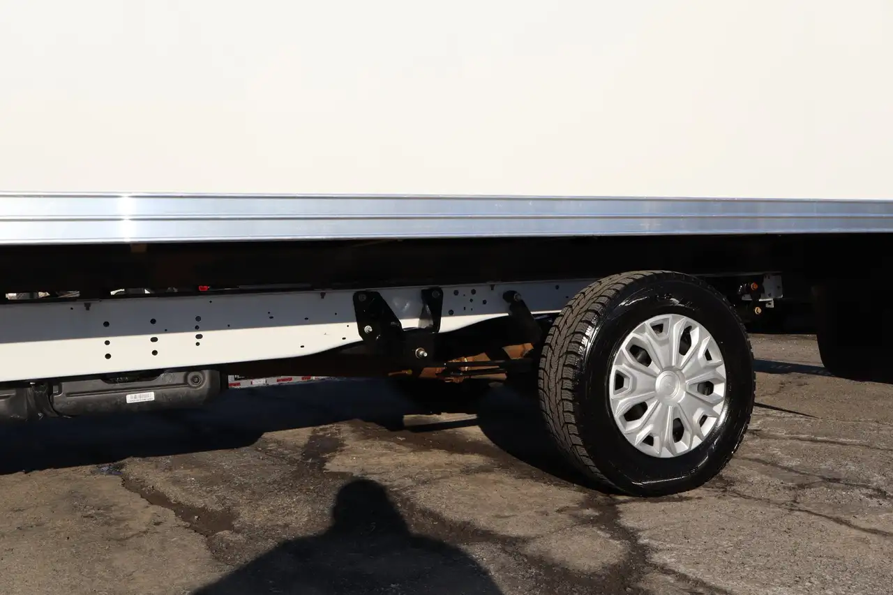 Ford Transit Cargo Van снимка Ford Transit Cargo Van