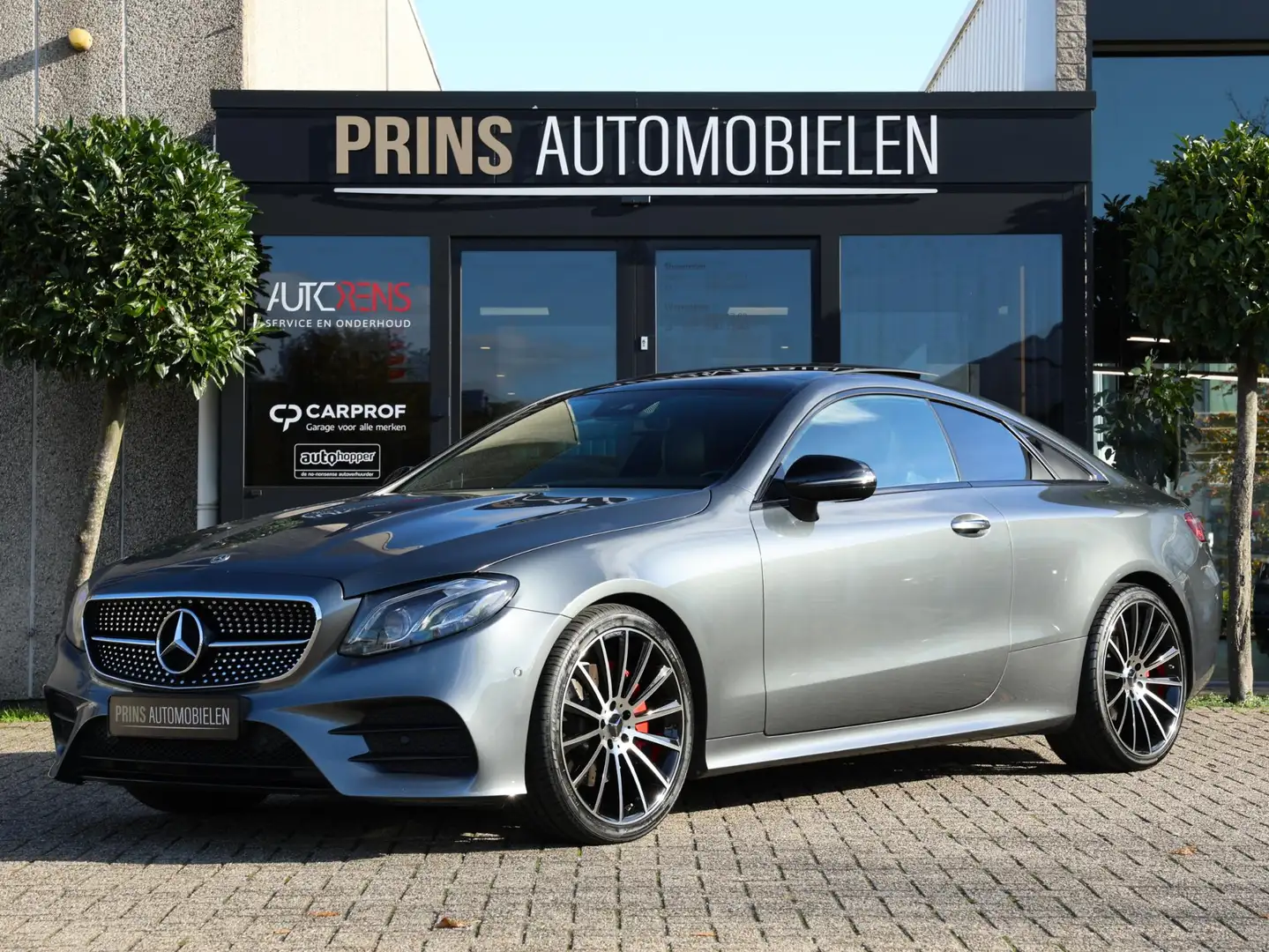 Mercedes-Benz E 200 Coupé AMG|Pano|Sfeer|Keyless|Night Pakket Gris - 1