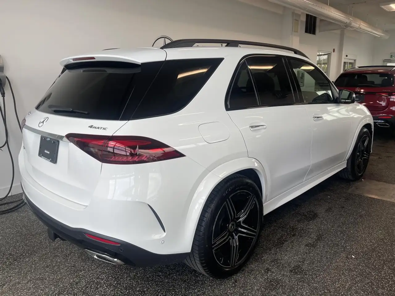Mercedes-Benz GLE снимка Mercedes-Benz GLE