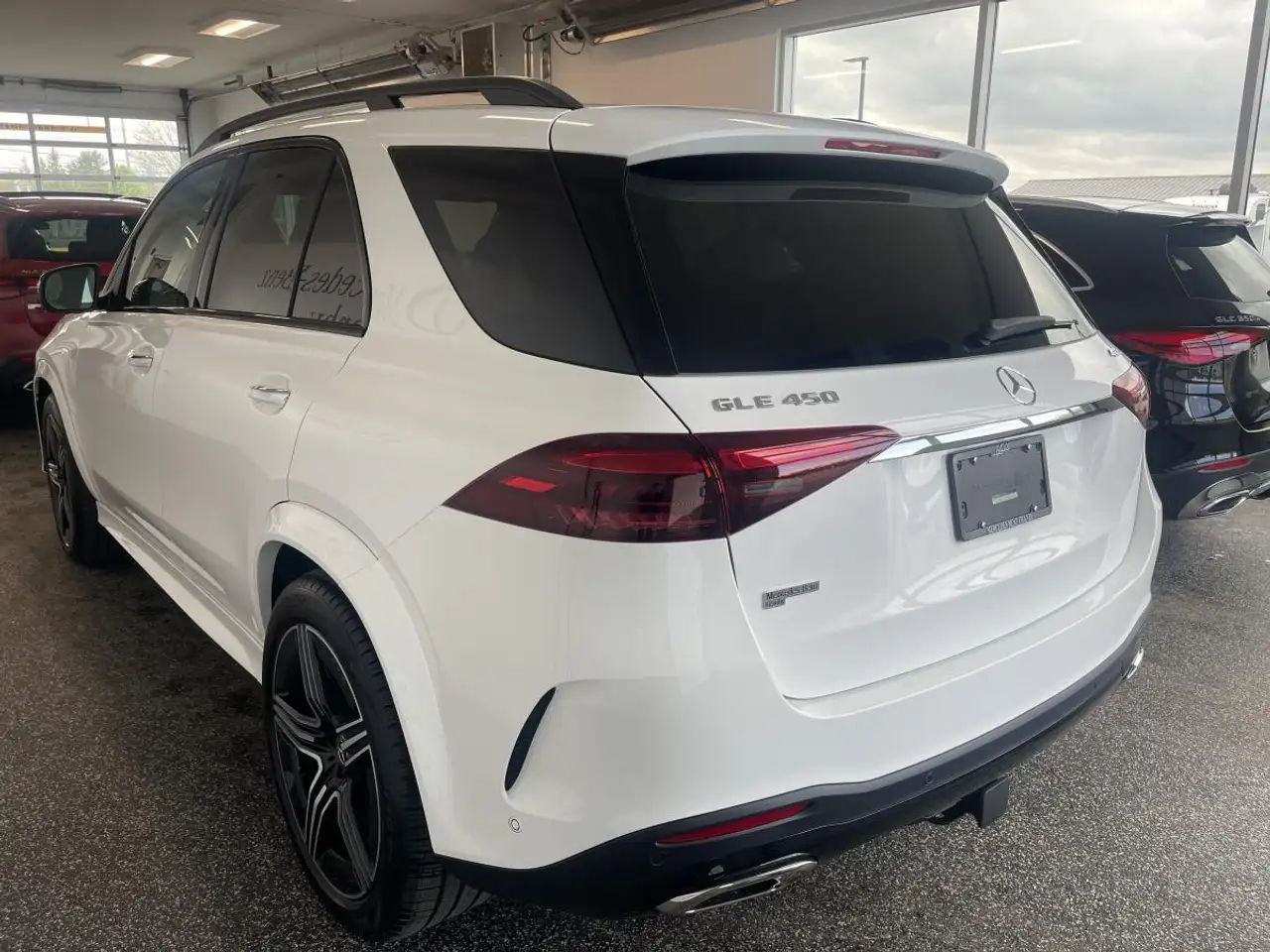 Mercedes-Benz GLE снимка Mercedes-Benz GLE