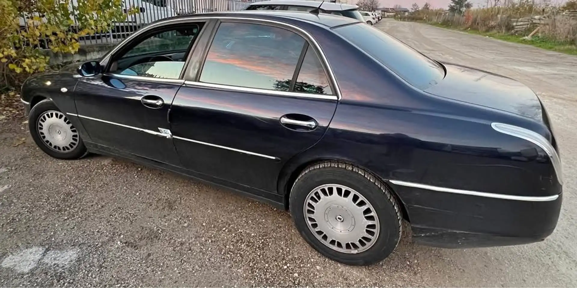 Lancia Thesis Thesis 2.4 jtd 20v Emblema 185cv auto Bleu - 2