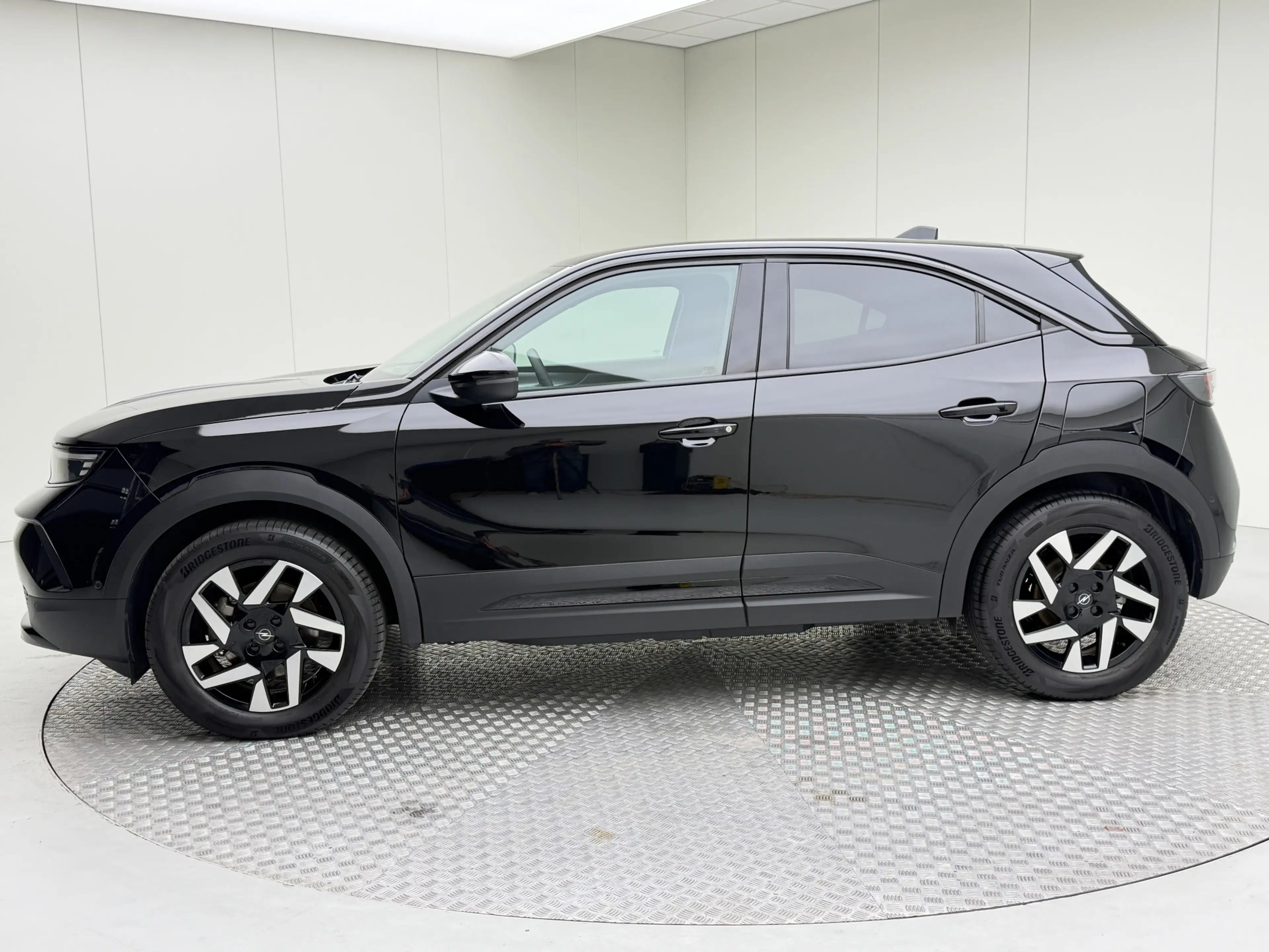 Opel Mokka-E Electric Business Edition 54 kWh long range | Full — photo 2