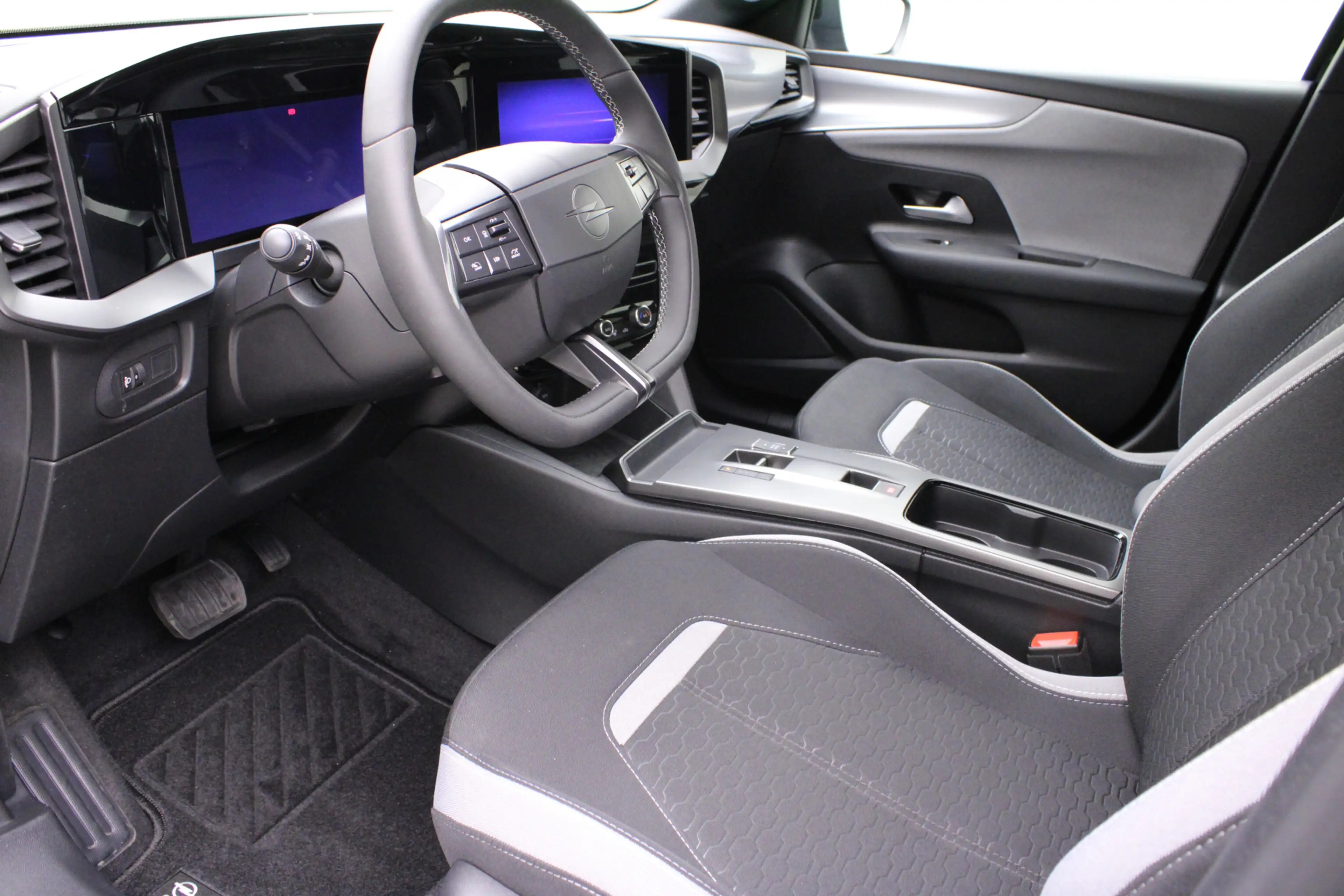 Opel Mokka-E Electric Business Edition 54 kWh long range | Full — photo 10
