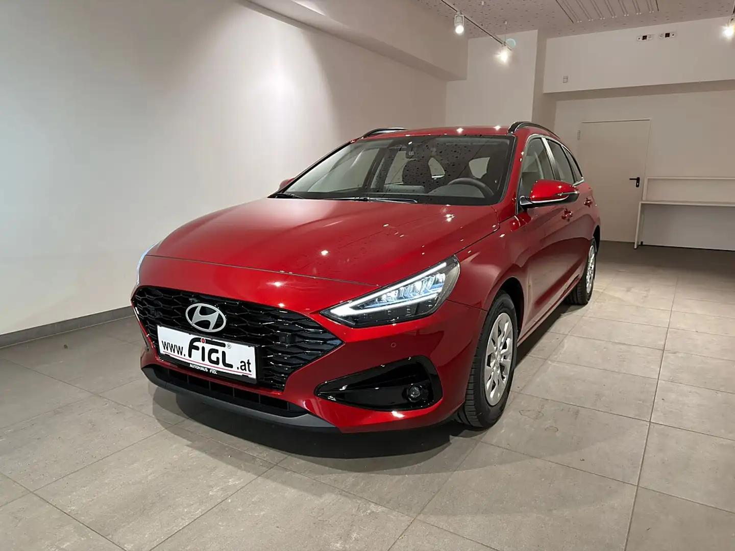 Hyundai i30 Kombi 1,0 TGDI Smart Line Rot - 1