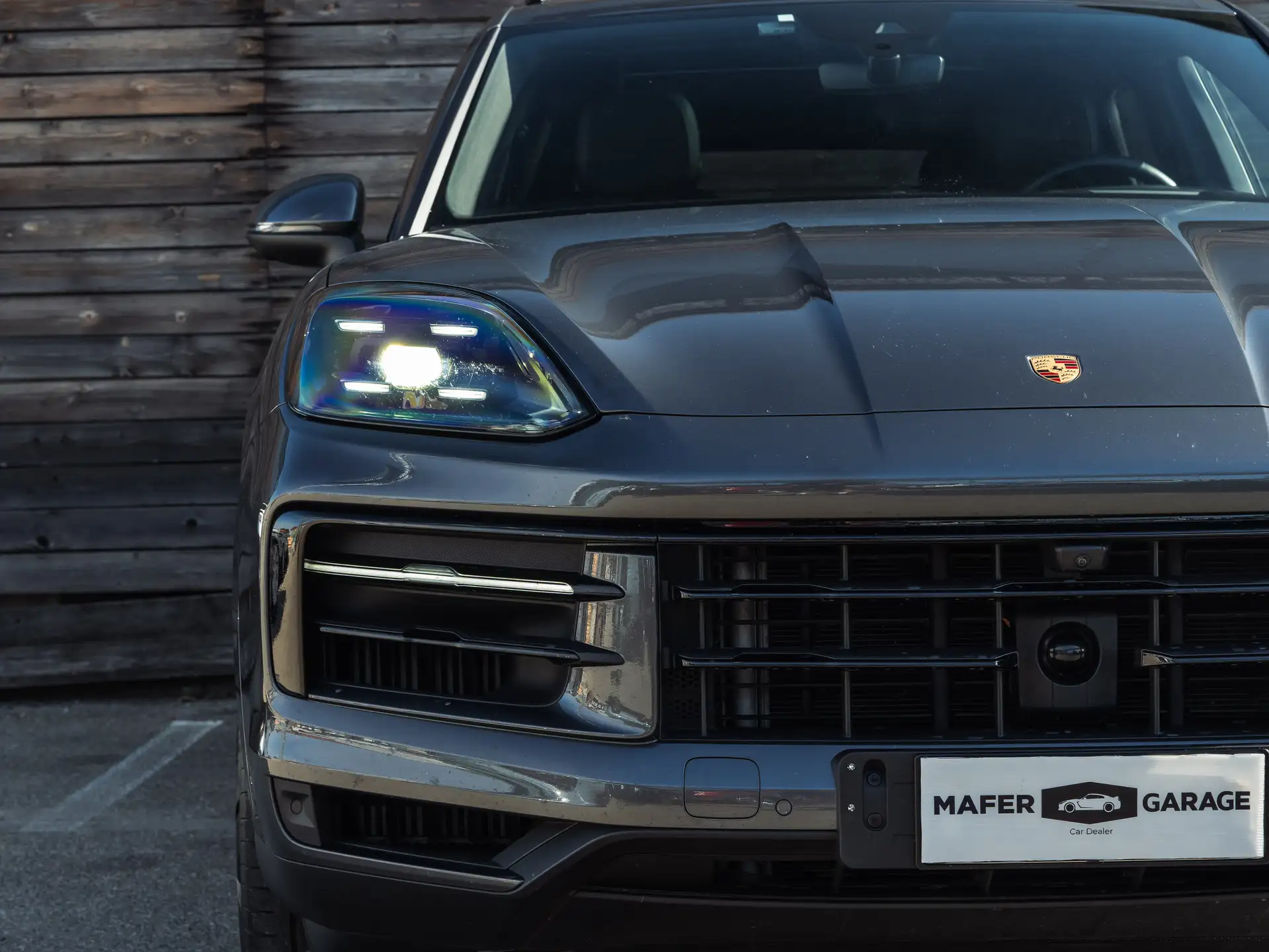 Porsche Cayenne 2024 실버 사진 7