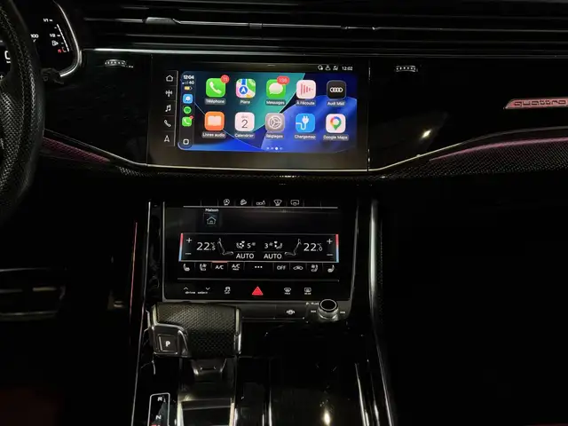 Audi SQ8 view 16