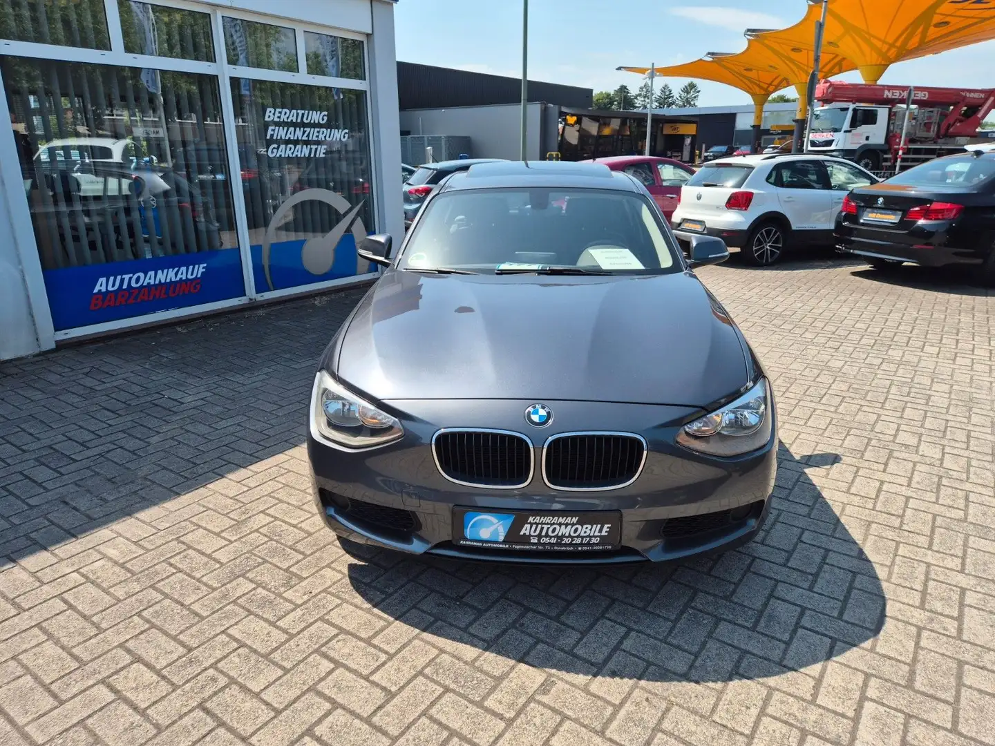 BMW 118 Baureihe 1 Lim. 5-trg. 118 i* Automatik* Grau - 2