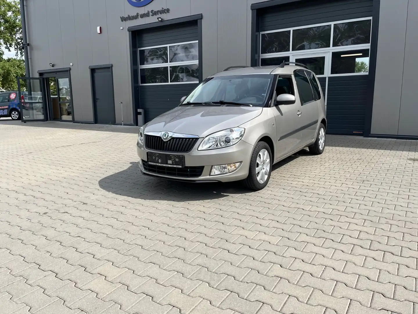 Skoda Roomster Ambition Beige - 2