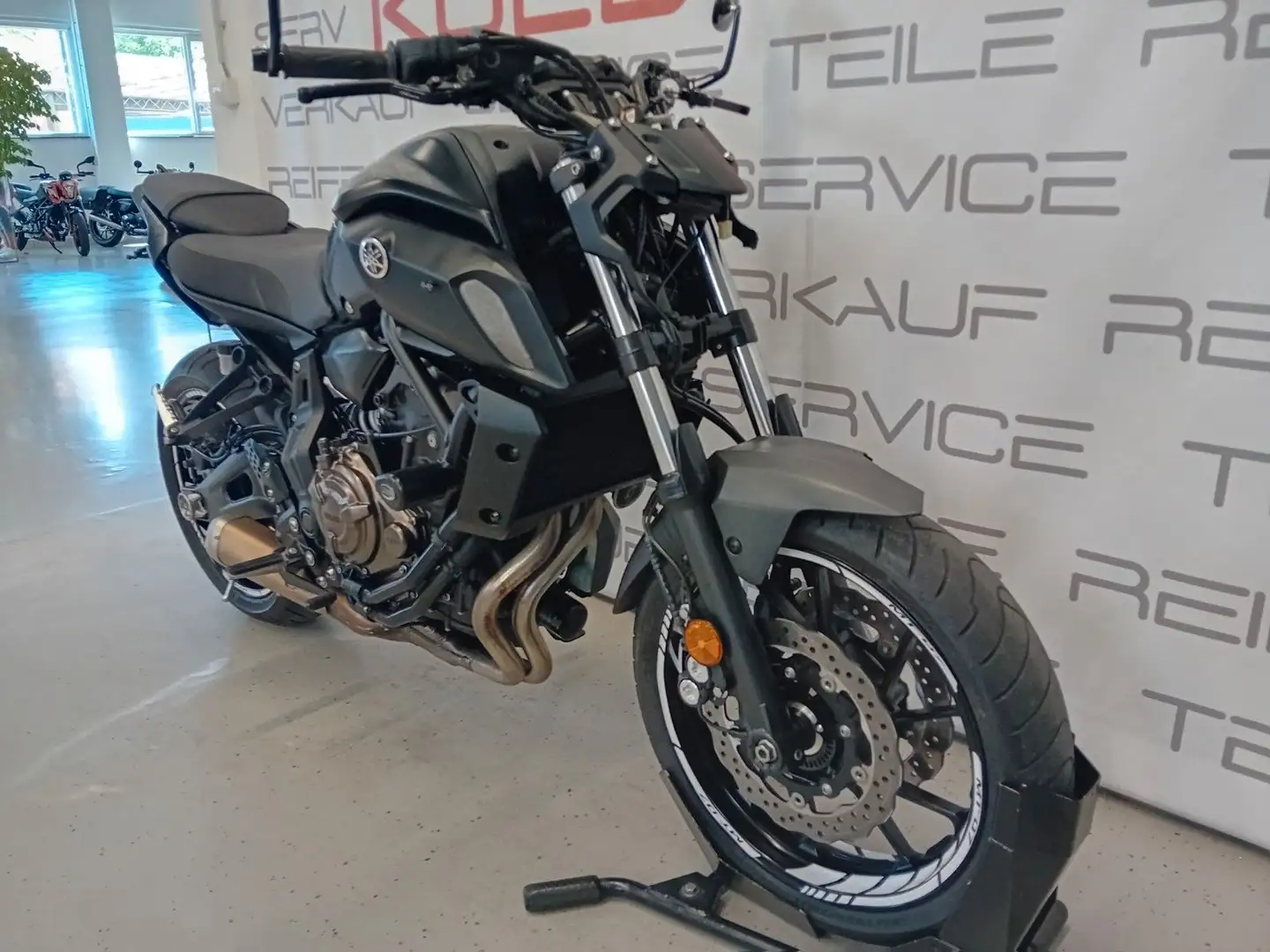 Yamaha MT-07 Noir - 2