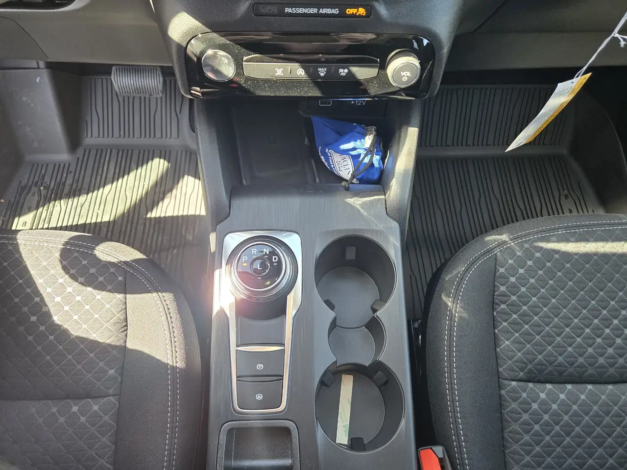 Ford Escape снимка Ford Escape
