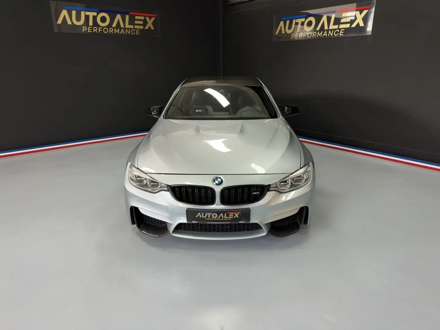 BMW M4 M4A Grau - 2