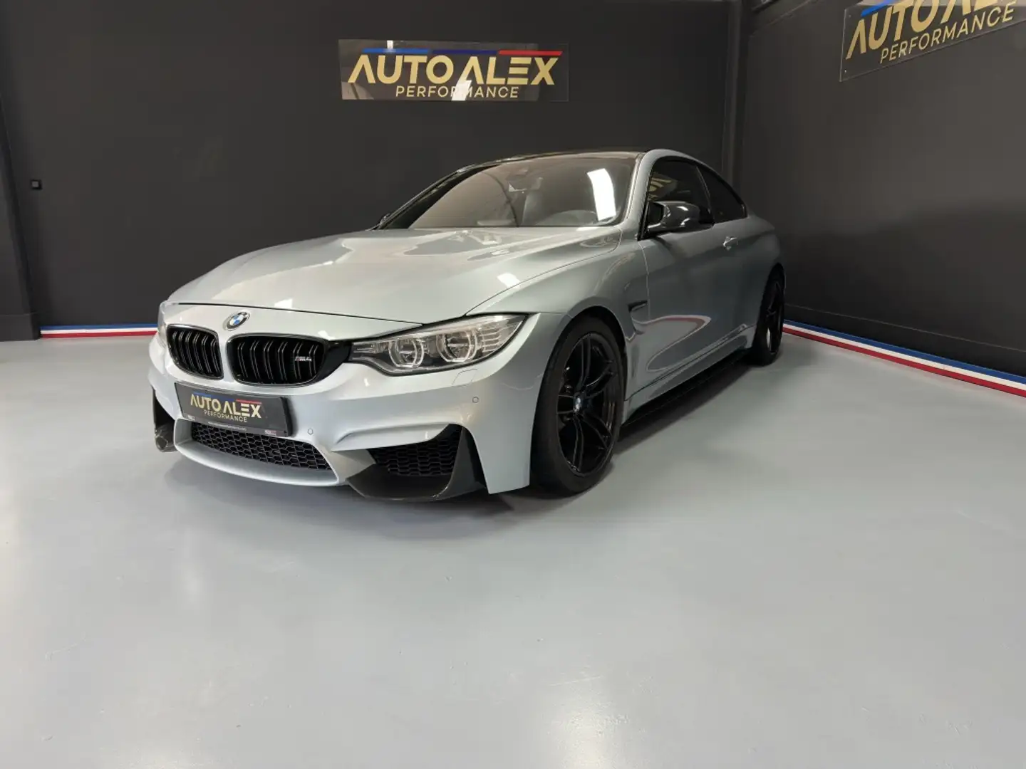 BMW M4 M4A Grau - 1
