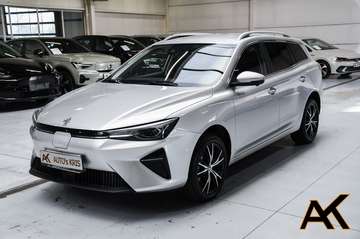 5 Maximal Luxury - LEDER / NAVI / CAMERA / ACC