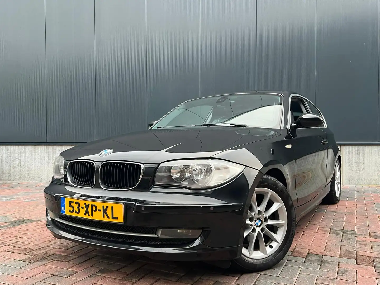 BMW 118 1-serie 118i Business Line * Climate * Cruise * Tr Negro - 1