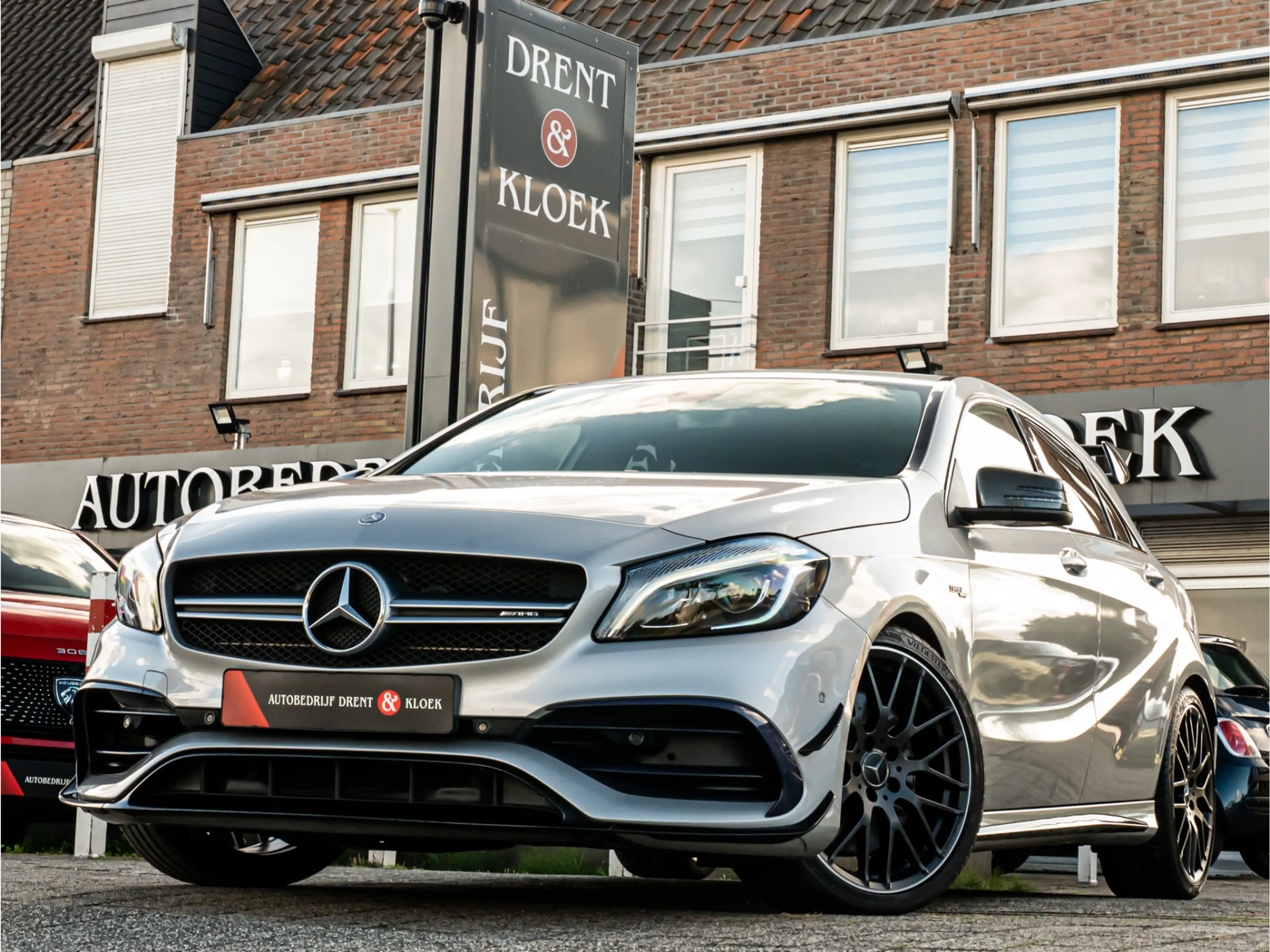 Mercedes-Benz A 45 AMG 4MATIC SCHAALSTOELEN AERO 19 INCH HARMAN KARDON ME — photo 5