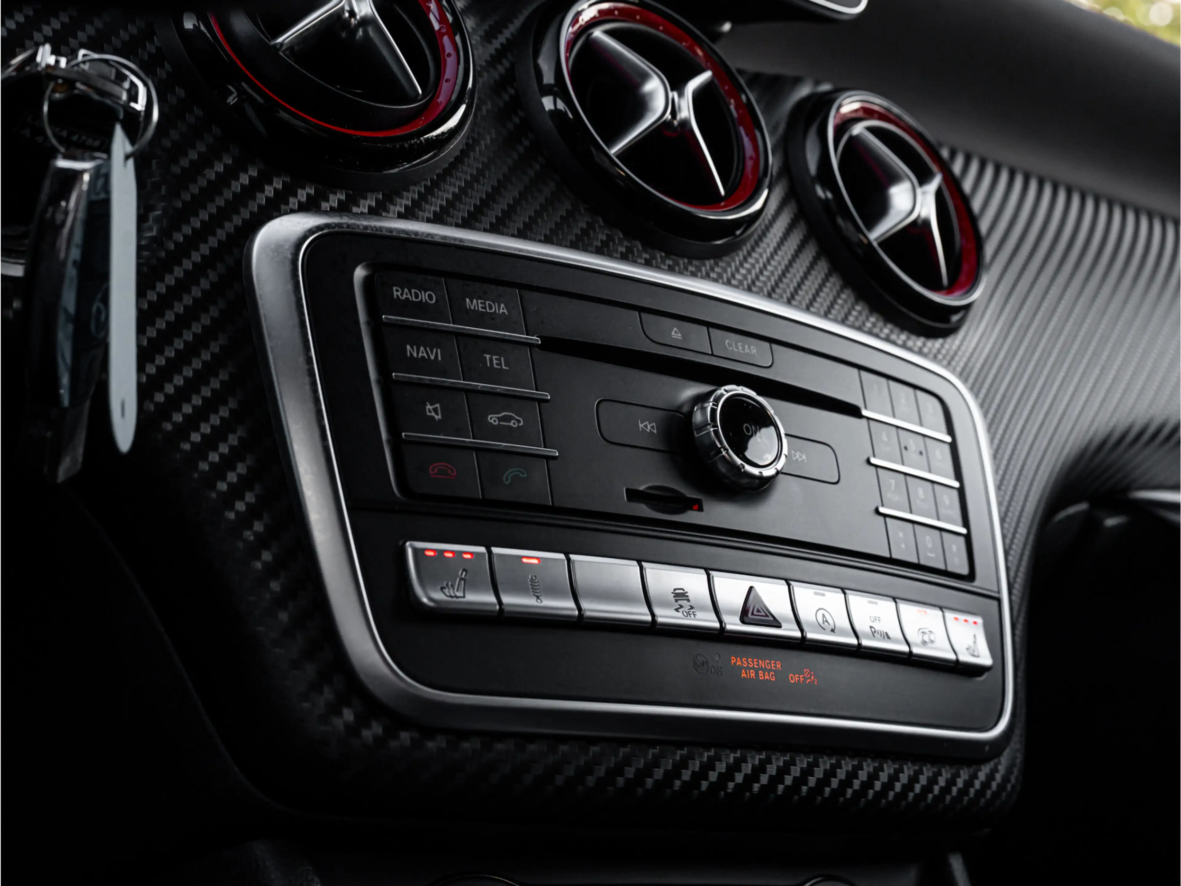 Mercedes-Benz A 45 AMG 4MATIC SCHAALSTOELEN AERO 19 INCH HARMAN KARDON ME — photo 15