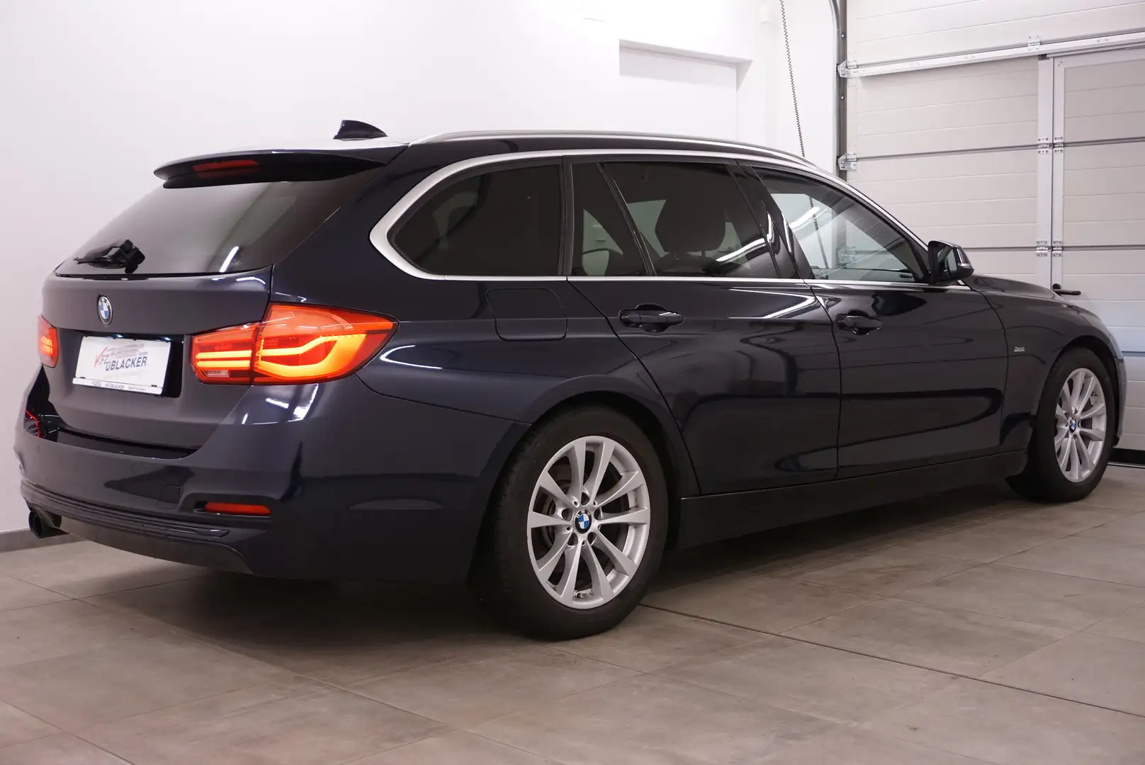 BMW 320 320 d Efficient Dynamics Sport Line Blau - 2