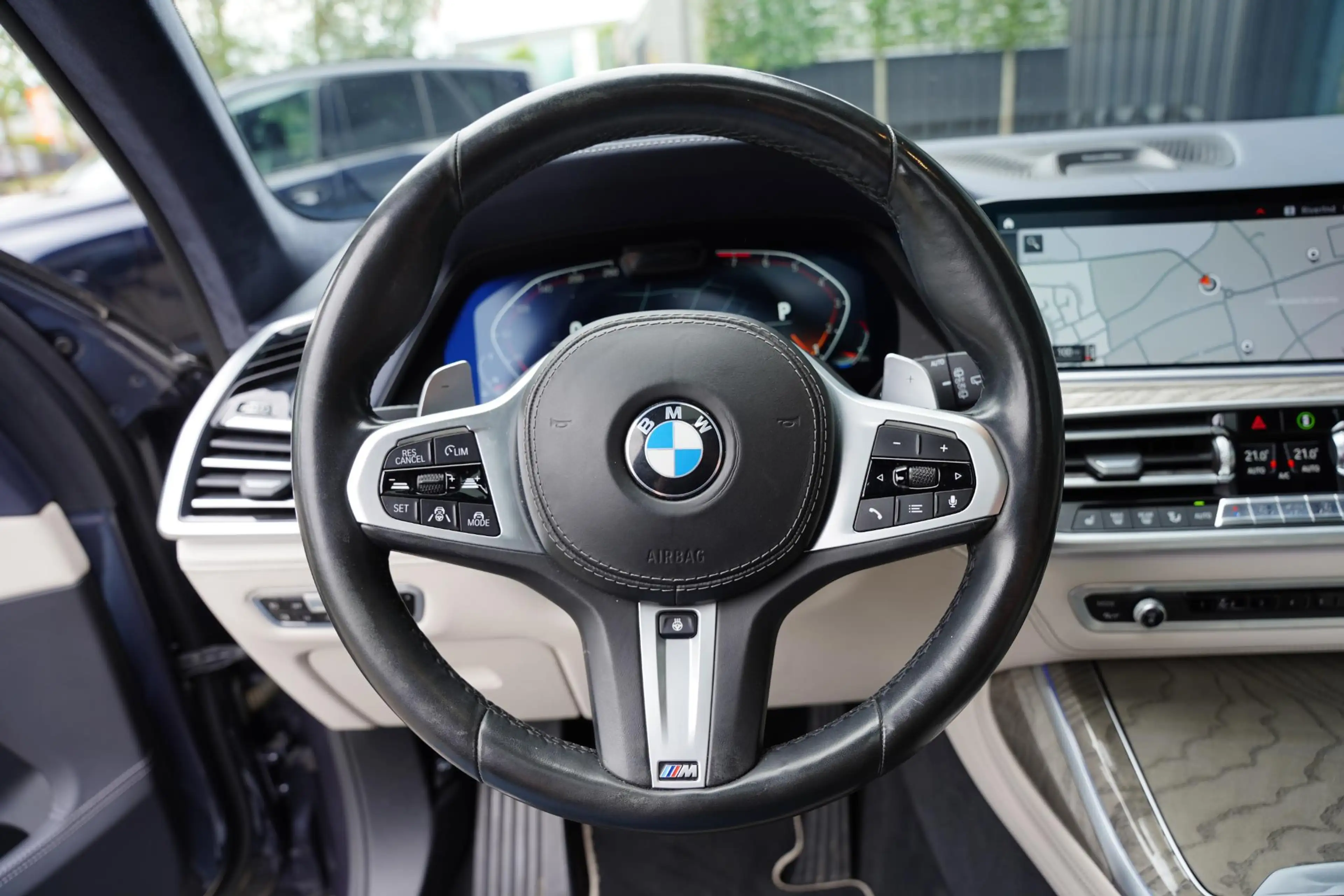 BMW X7 X-Drive 40 I / Individual / 6 Persoons / Bowers & — photo 11