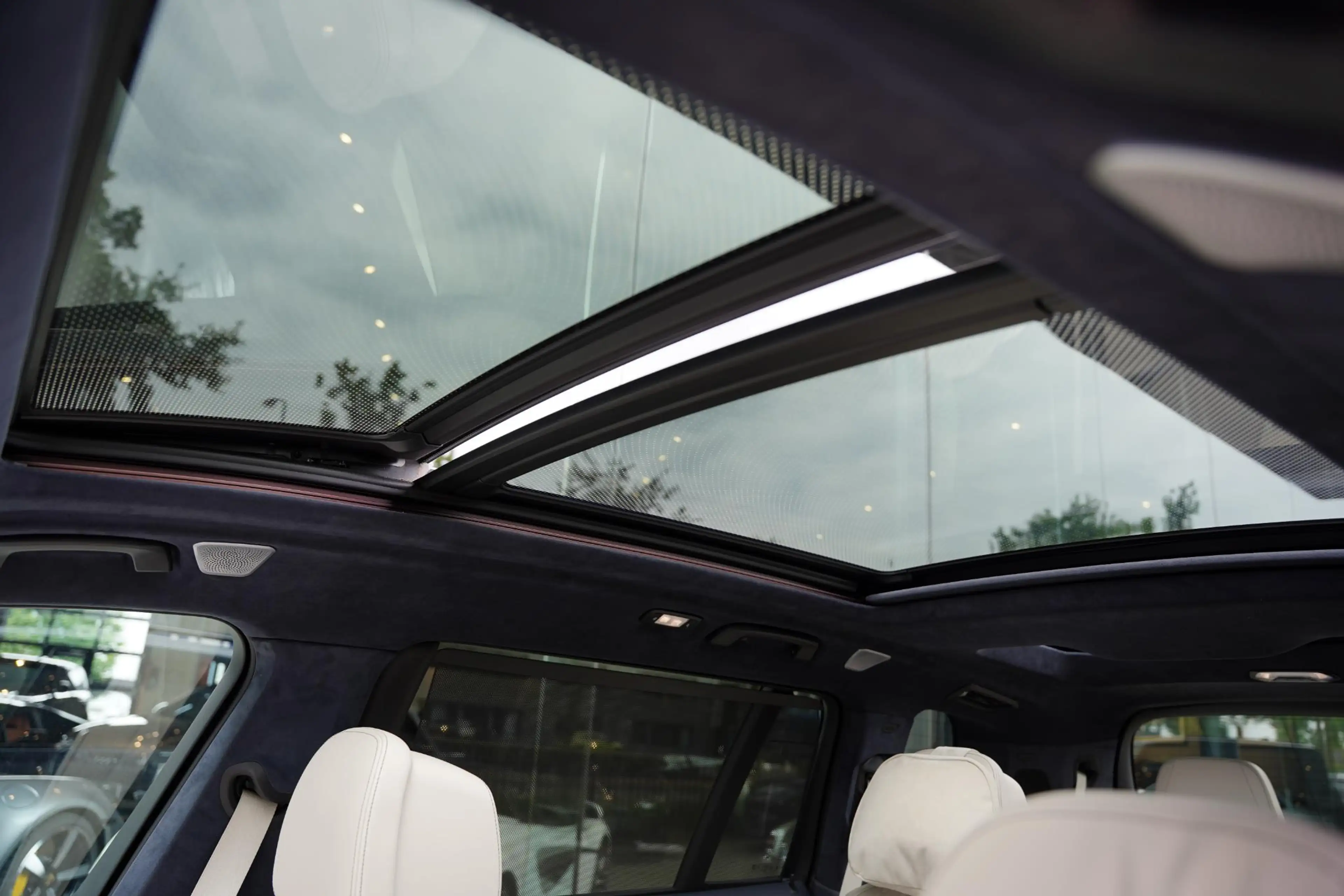 BMW X7 X-Drive 40 I / Individual / 6 Persoons / Bowers & — photo 27