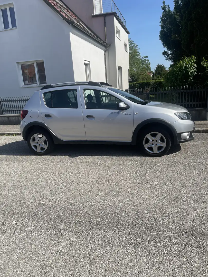 Dacia Sandero Stepway TCe 90 Ambiance - 1