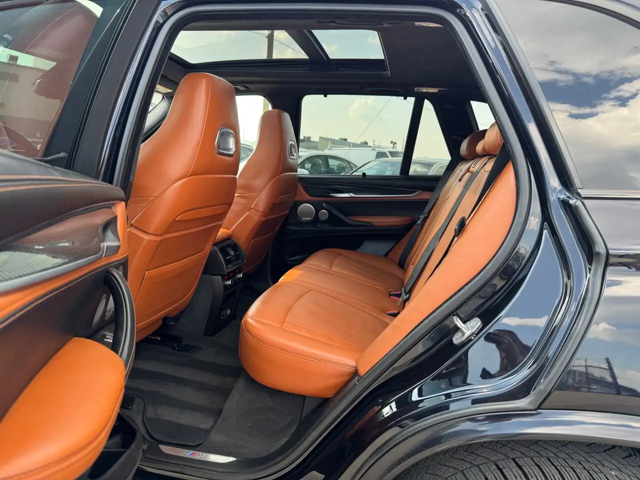 BMW X5 M снимка BMW X5 M