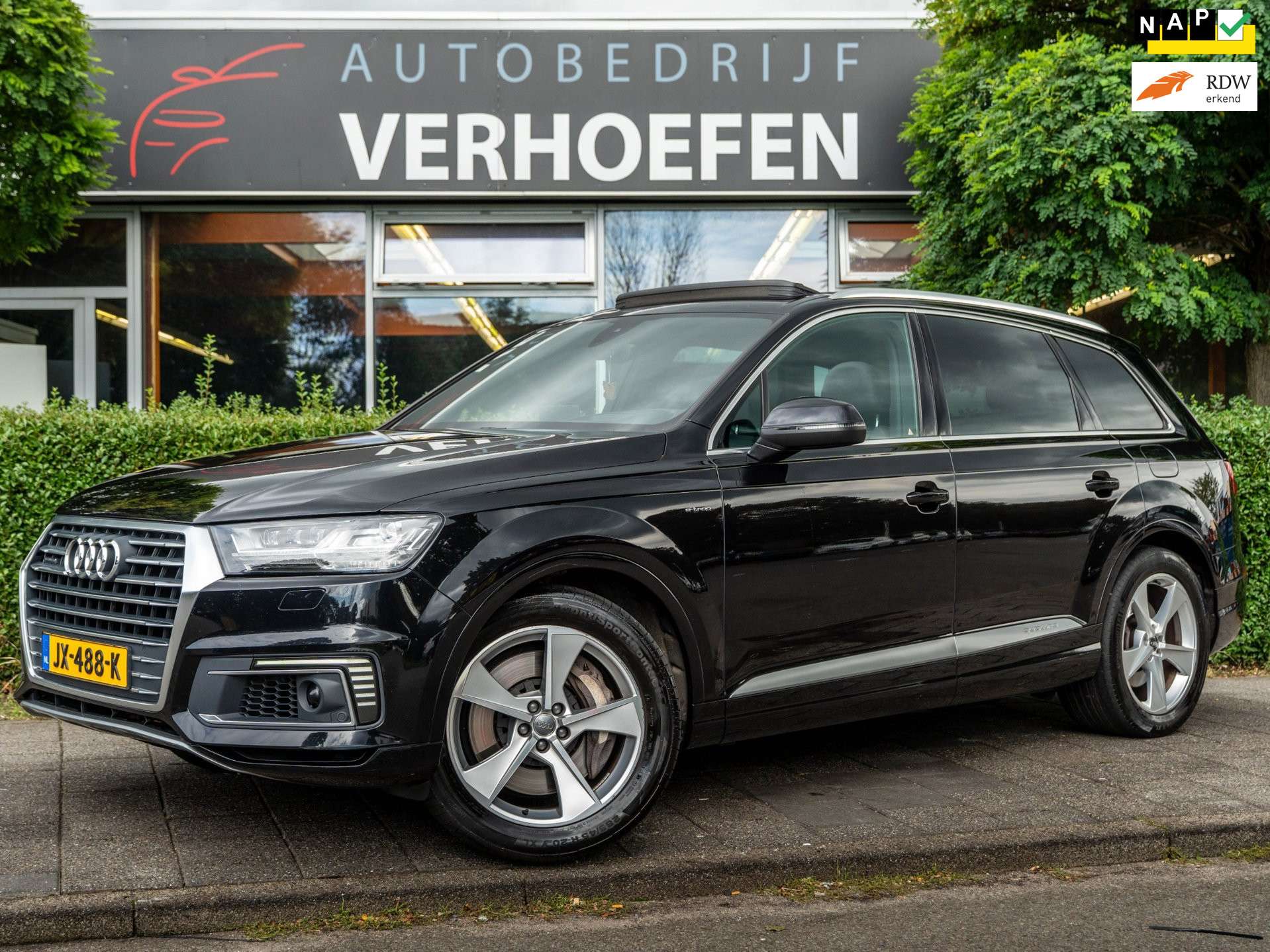 Audi Q7 e-tron