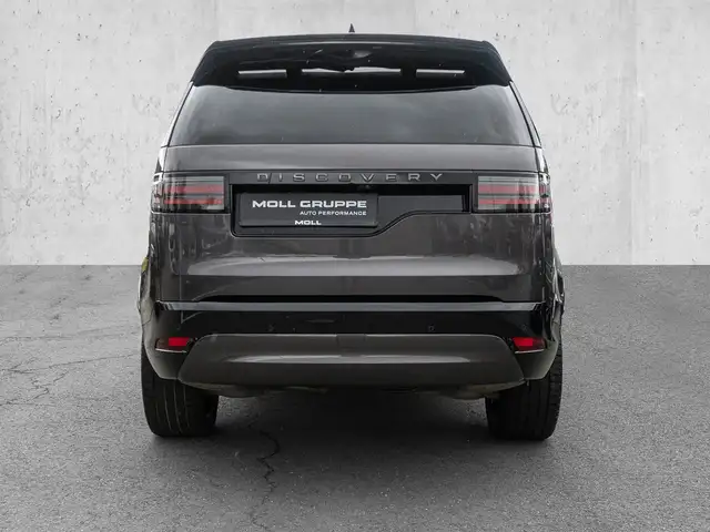 Land Rover Discovery view 6