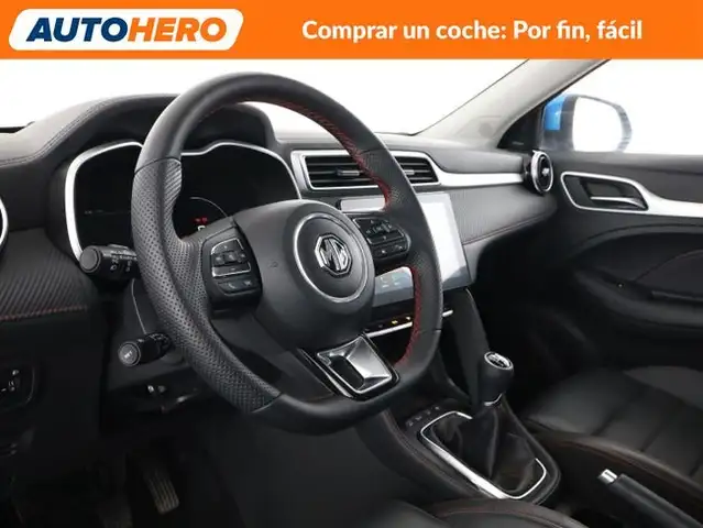MG ZS view 12