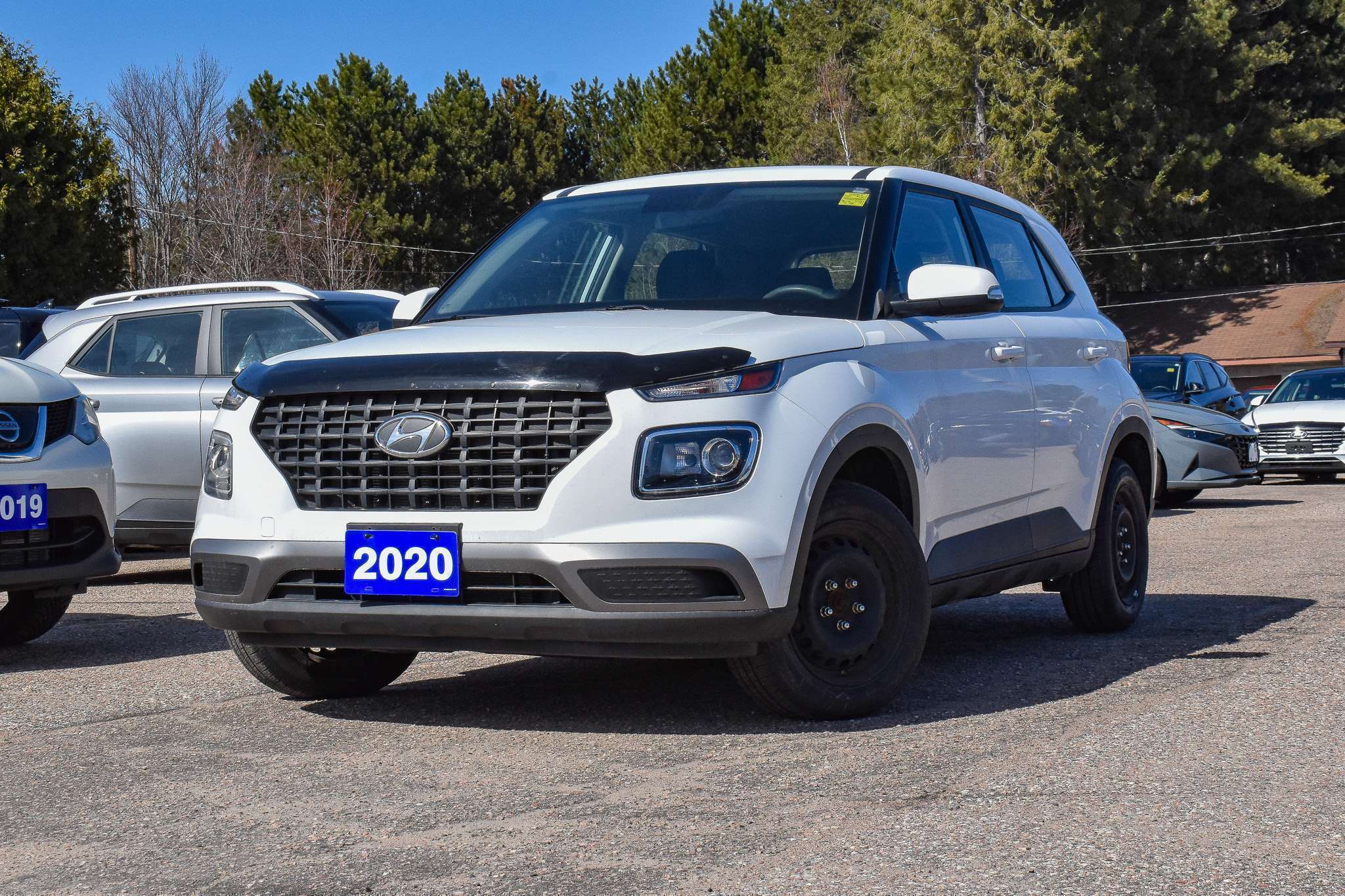 White 2020 Hyundai Venue SUV / Crossover Manual