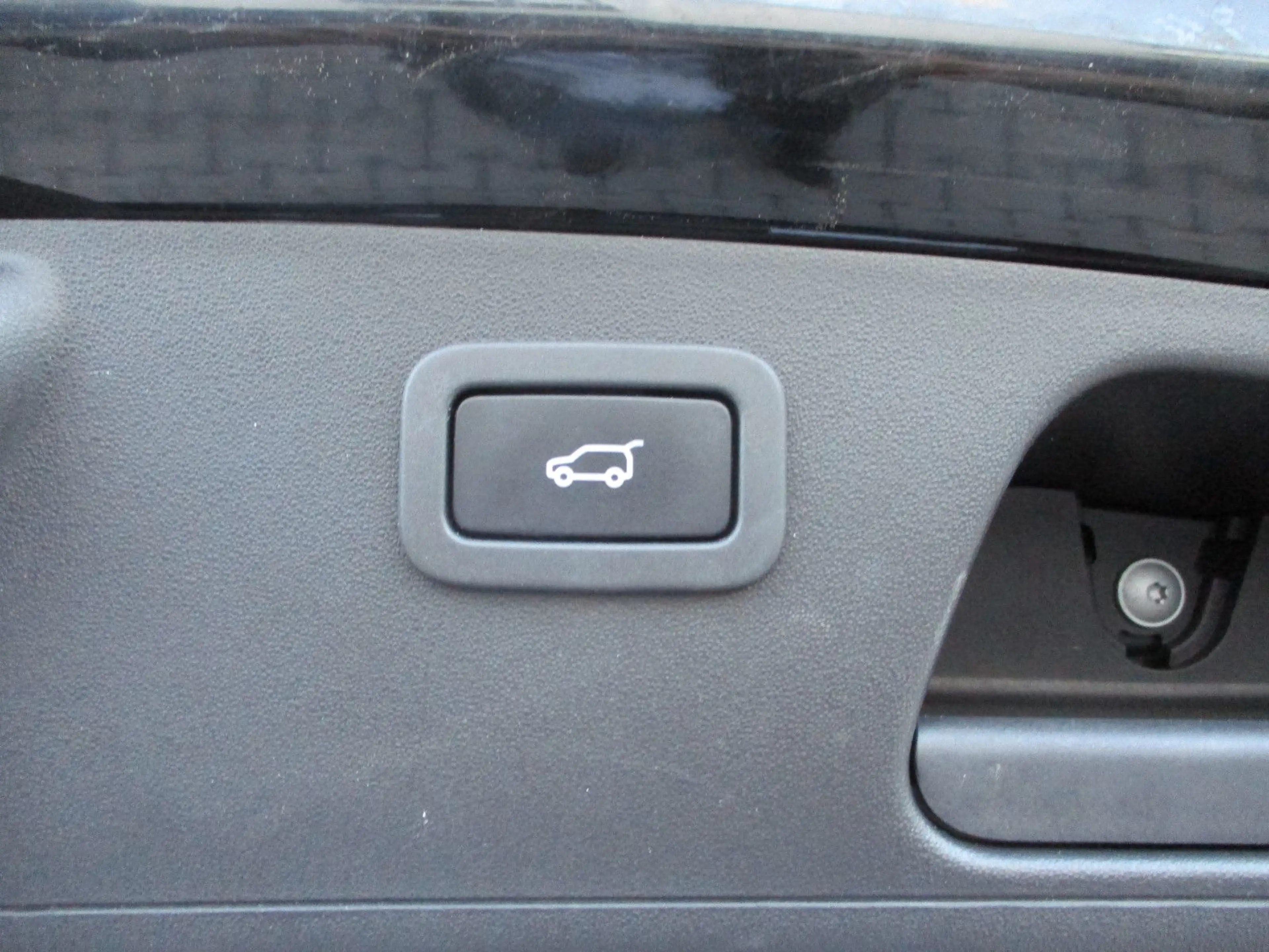 Jaguar E-Pace D NAVI KAMERA LED SPURH SITZHE TEMPOM PDC — photo 9