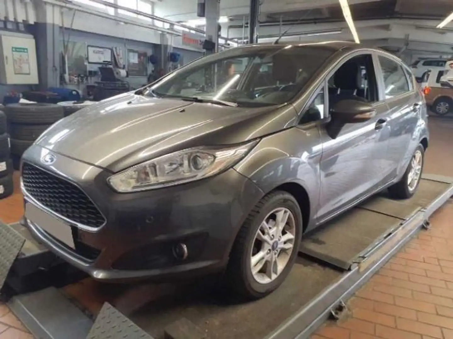 Ford Fiesta 1.0 EcoBoost Celebration PDC SHZ BT Gris - 2