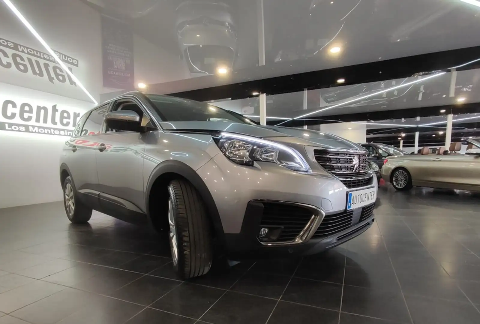 Peugeot 5008 Active BlueHDi 96kW (130CV) S&S EAT8 Grau - 2