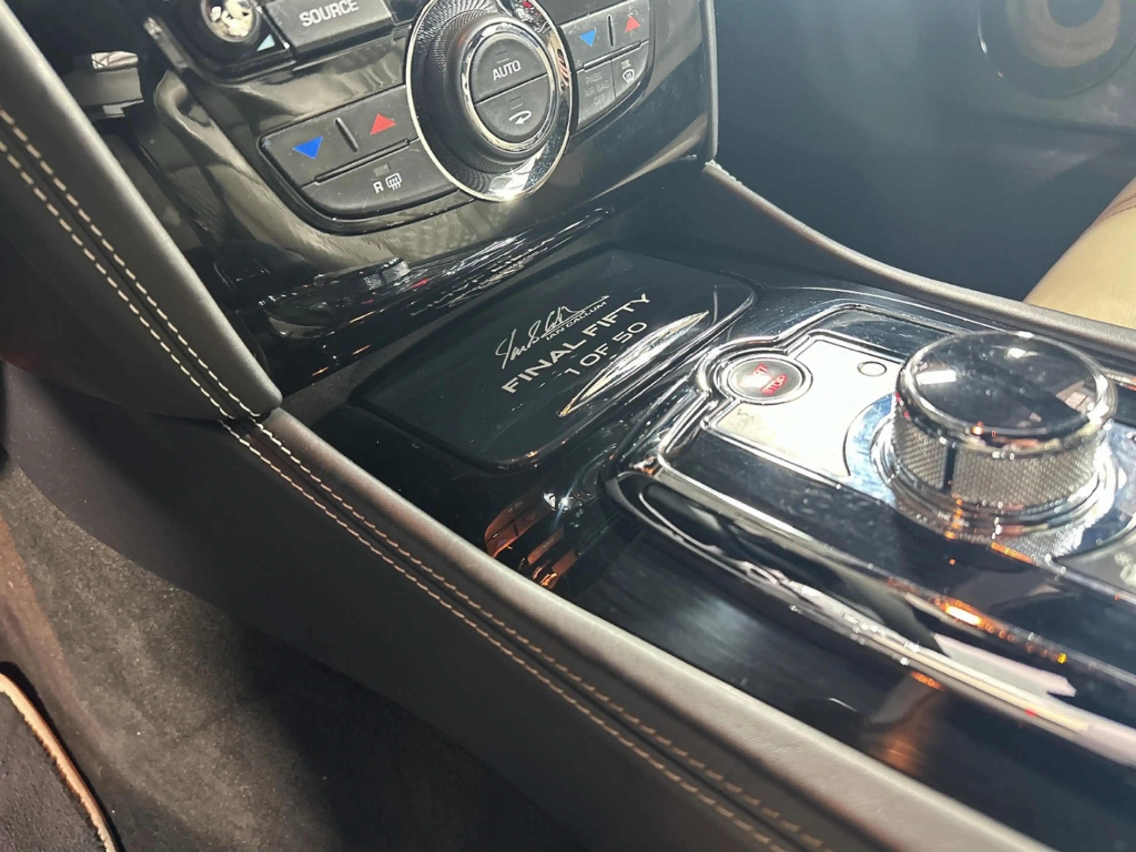 Jaguar XKR R-Dynamic 5.0 V8 Final Fifty U.S. Import — photo 5