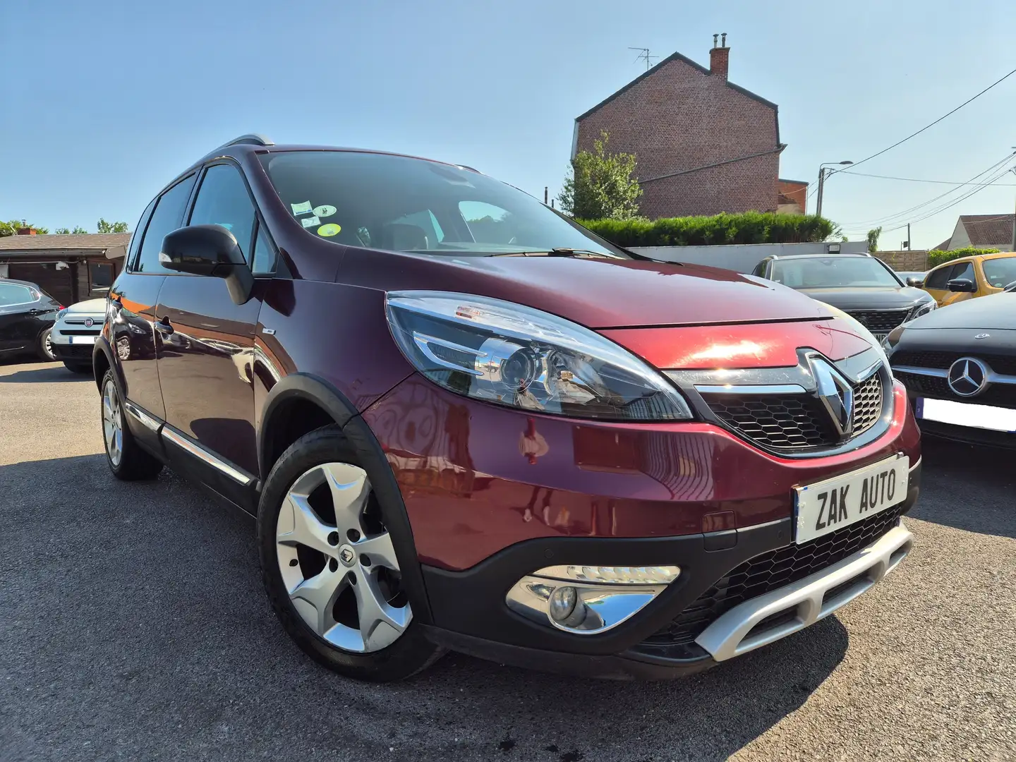 Renault Scenic Scenic Xmod dCi 110 Bose Edition EDC Mauve - 1