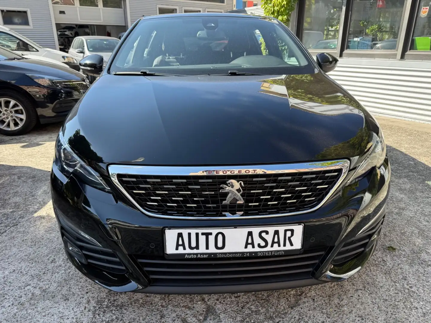 Peugeot 308 GT  LEDER/PANO/AHK/DENON SOUND Schwarz - 2