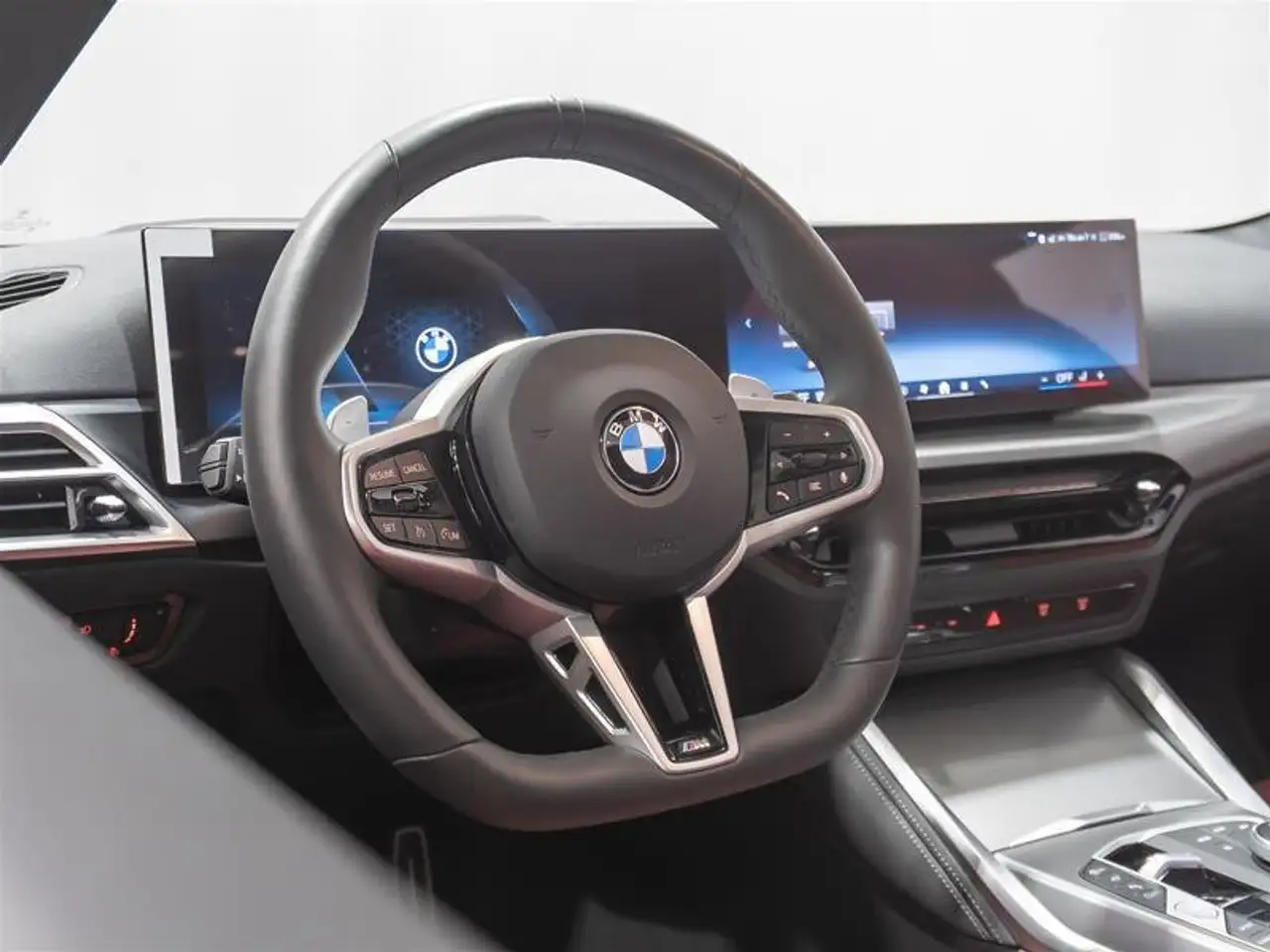 BMW 4 Series снимка BMW 4 Series