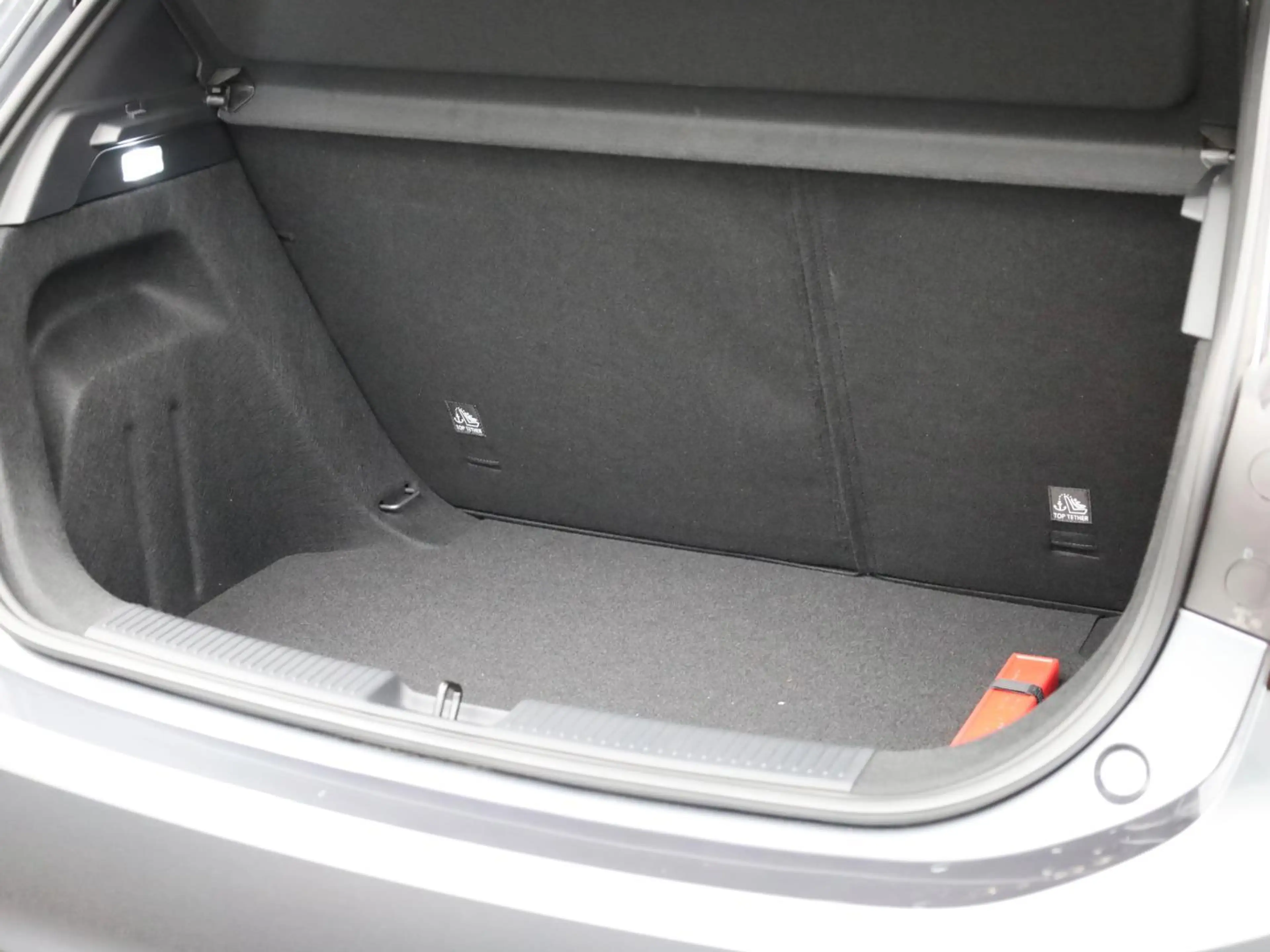 MG MG3 Luxury 1.5 Hybrid 194PS Automatik Sitzheizung L... — photo 9