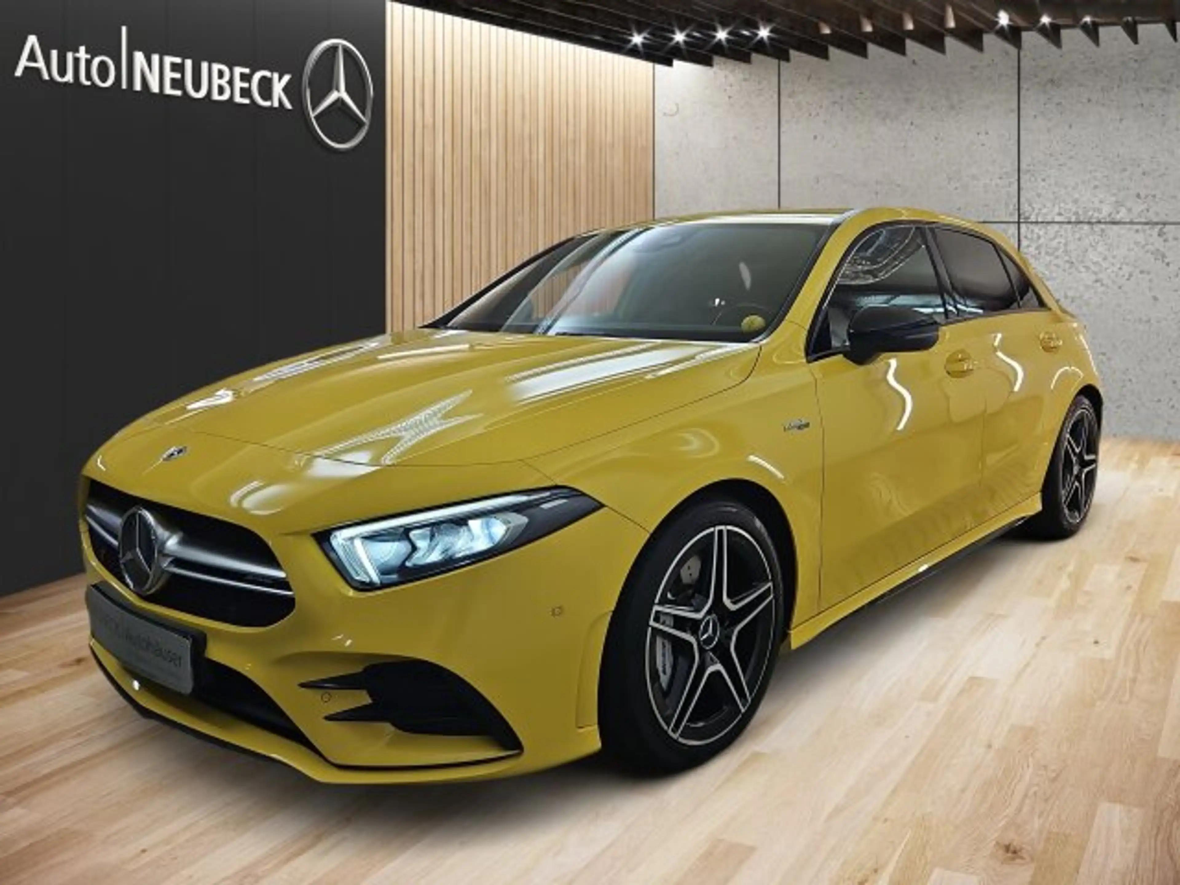 Mercedes-Benz A 35 AMG Mercedes-AMG A 35 4M+ Kompakt Night/Totwinkel/ LED
