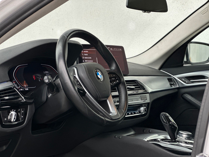 BMW 520 d Touring KAMERA*TEMP*APPLECARPLAY* — photo 7