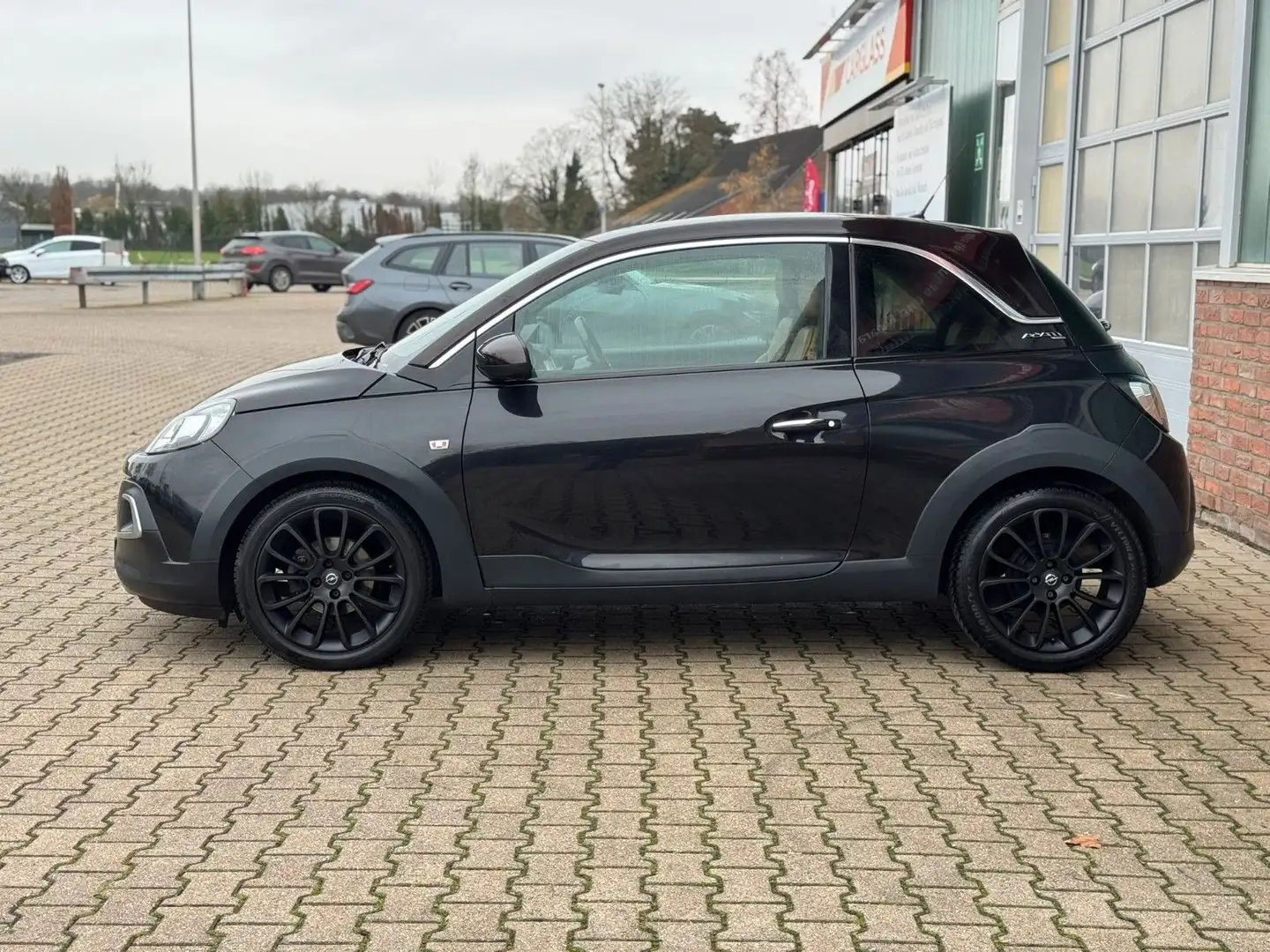 Opel Adam Rocks Automatik Leder Noir - 2