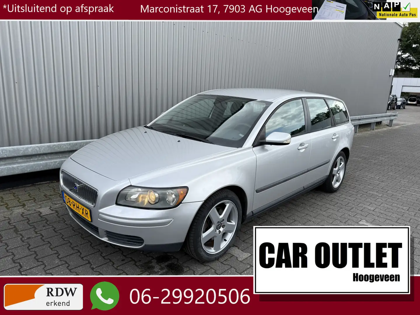 Volvo V50 2.4 Kinetic AUTOMAAT Nw APK LM --Inruil Mogelijk-- Grijs - 1