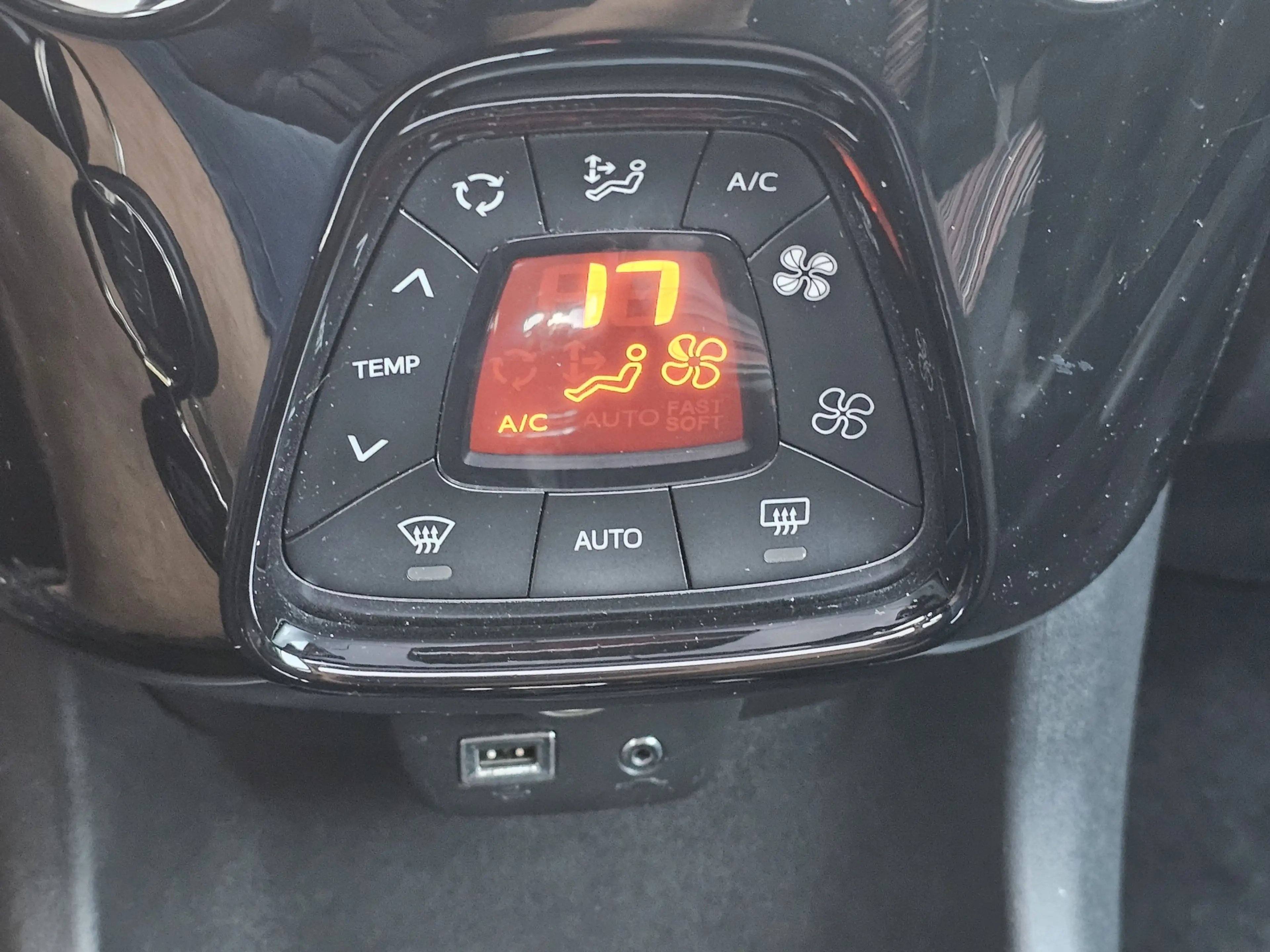 Citroen C1 1.0 VTi Airscape Shine | Cabrio | Automaat | Airco — photo 11